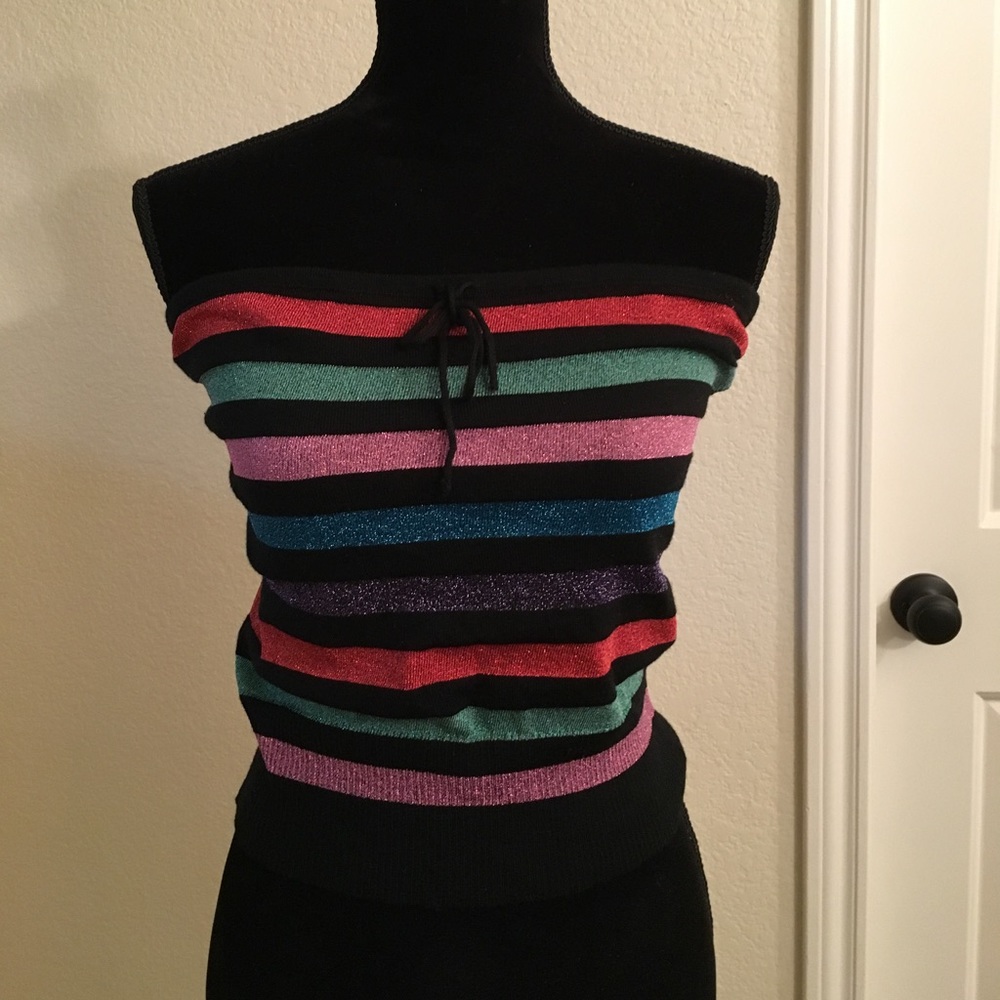 Super cute crop top Large